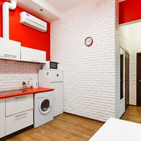 Modern Apartment In The City Center In A New Building Odessa Dış mekan fotoğraf
