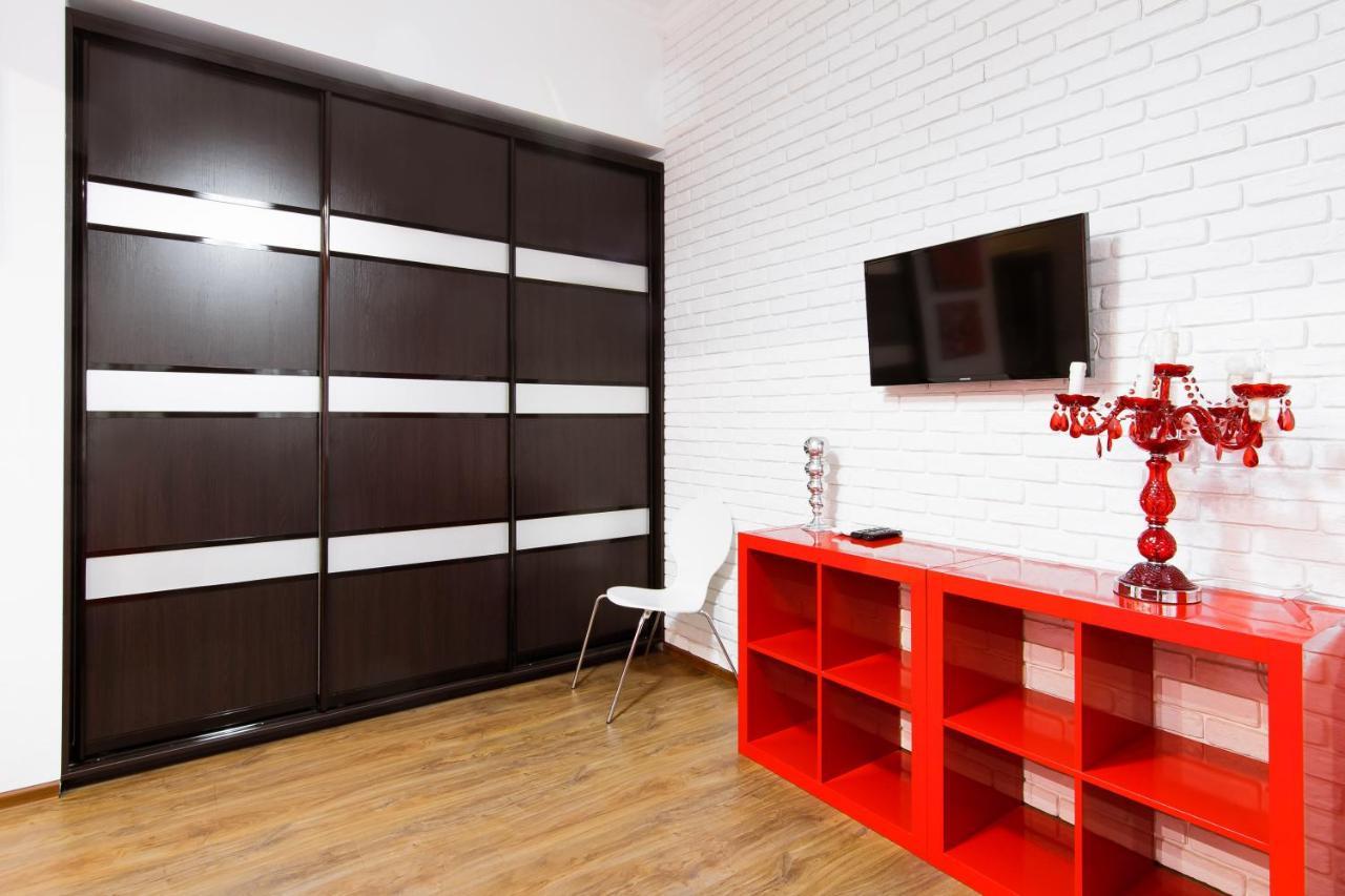 Modern Apartment In The City Center In A New Building Odessa Dış mekan fotoğraf